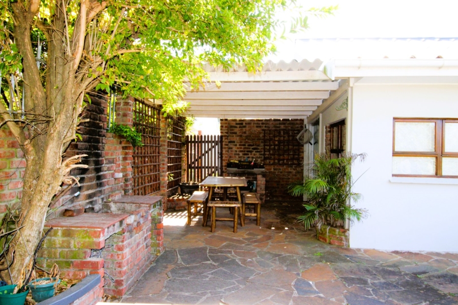 4 Bedroom Property for Sale in Gonubie Eastern Cape